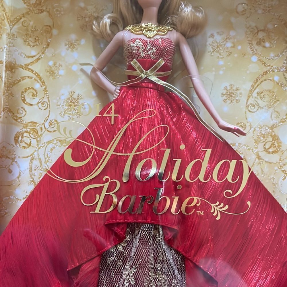 2014 Holiday Barbie - Picture 3 of 6